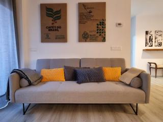 QEhome - confort, parking y cargador EV en el centro de Manresa - 1