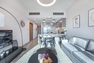 StayShort - Contemporary 1BR in JLT with Gorgeous Views - 1