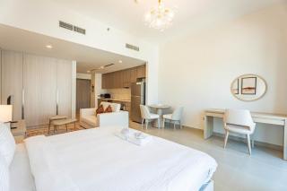 F1 Lovers Escape Yas Golf Studio Near Yas Marina Circuit - 8