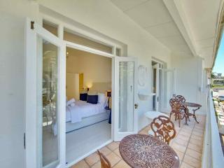 Tranquil Family Home in Green Point - 5