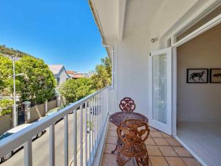 Tranquil Family Home in Green Point - 4