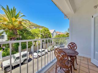 Tranquil Family Home in Green Point - 3