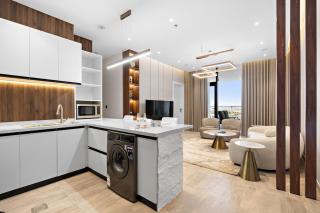 Two Bedrooms, Great View, Private Jacuzzi - 1