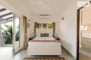 StayVista at Di Mora with Lawn & Pool - 3