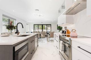 Luxury Paradise walk to Las Olas -5 mins to Beach - 2