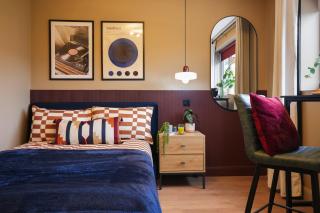 Modern Home 6bed En-suite Near Cheshire Oaks Near Chester Free Wi-Fi Free Parking Great for Work stays - 8