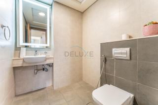 Huge Balcony Overlooking Creek Harbour with Glimpses of Burj Khalifa, Just Minutes from Zabeel Stadium, Azizi Aliyah Residence, Al Jaddaf by Deluxe Holiday Homes - 7