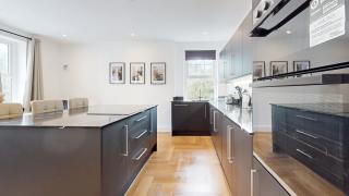 Luxury Penthouse Duplex - 2