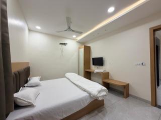 Hotel Kavita Inn - 5