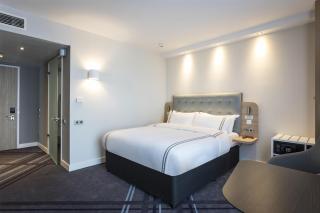 Premier Inn Freiburg City Süd - 0