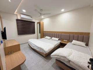 Hotel Kavita Inn - 1