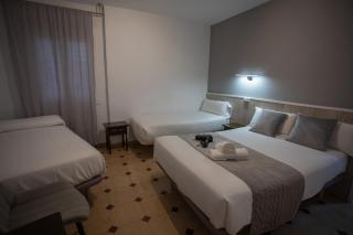 Hostal Residencia Avenida - Cuenca - 8