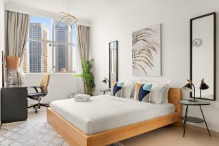 FIRST CLASS 2BR Breathtaking Marina Views - 9