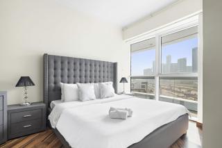 VayK - Spacious 2BR in JLT with Marina Views - 2
