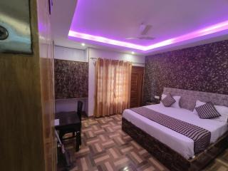 Baakhli Guest House And Restaurant - 6