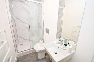 Modern & Bright 1BED Flat in Central Sheffield - 7