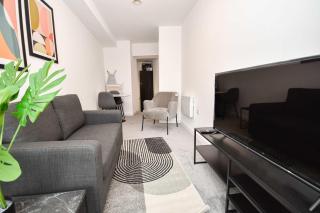 Modern & Bright 1BED Flat in Central Sheffield - 5