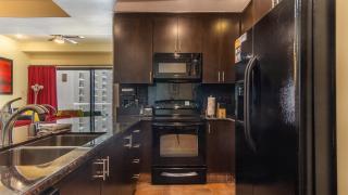 Las Palomas 1 BR 1BA Cortez 605 - 1