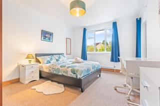 Large 5-Bed Home for Contractors in Headington - 1