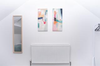 Holly - Telford - With Parking - Sleeps 8 - 4