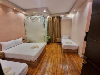 Cairǒ-Plazǎ UP Hotel - 1