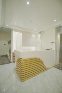 KnightzBridge Hotel - 5