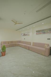 KnightzBridge Hotel - 4