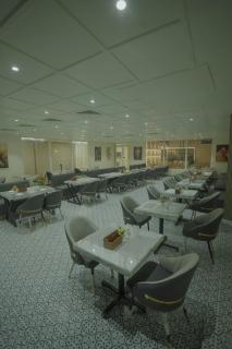 KnightzBridge Hotel - 8