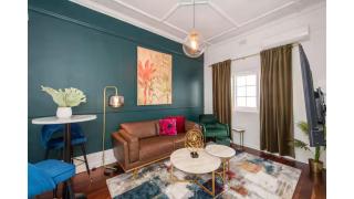 Central 1BDR APT in West Perth with Parking - 0