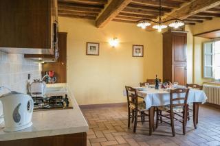 Historic Apartment With Swimming Pool Near Lucca - 1