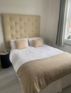 The Stanhope - Ground Floor Apartment - 2