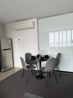 CBD COZY Apartment - 8