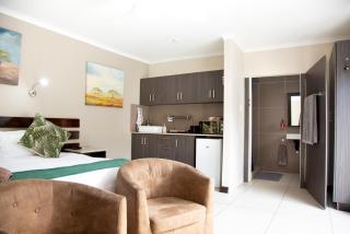 Pinto City Motel East London - 7