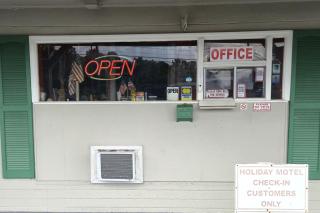 Holiday Motel by Belvilla Cleveland, TN - 9