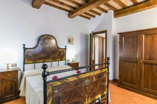 Apartment With Views Of Lake Trasimeno - 1