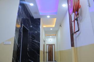 Hotel Paras Stay - 0