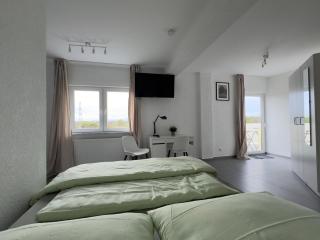 Modernes Serviced Apartment Groß-Zimmern - Parkplatz - 5