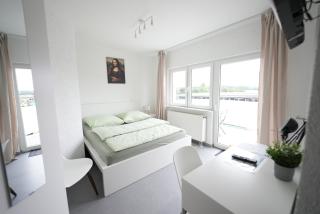 Modernes Serviced Apartment Groß-Zimmern - Parkplatz - 8