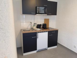 Modernes Serviced Apartment Groß-Zimmern - Parkplatz - 3