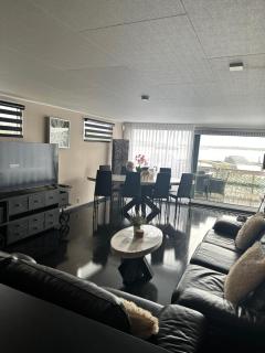 woonboot de dobber loosdrechtse plassen 6-8 personen - 4