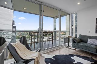 The Urban Glasshouse, Lvl 12, Lap Pool, Spa, Sauna - 3