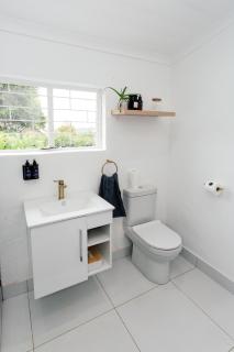 19 Mare St Apartments - 7