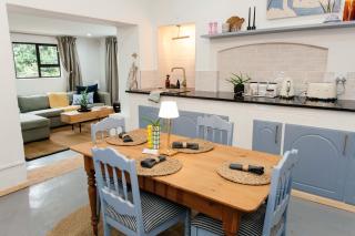 19 Mare St Apartments - 3