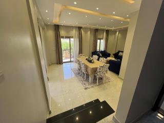 Apartment with garden, 4BR, Zed Park view-compund - 2