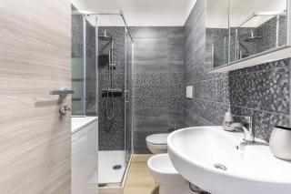 Cesano Boscone-Design apartment with Wi-Fi - 6