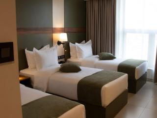 Coral Beach Hotel & Spa - 5