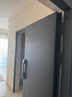 The Lavish Loft Studios - 9