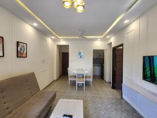 Relaxed 1BHK Retreat - Pool, Balcony, Secure Parking, Walk to Candolim Beach - 6