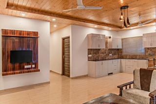 2 Bhk Apartment Kasauli !! BBQ & Bonfire !! Pvt Terrace !! Good Hospitality I Kasauli By Exotic Stays - 2