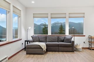 Cozy 3BR Alaska Retreat with Private Sauna home - 8